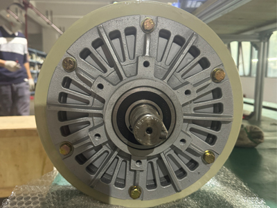 一台自动切?；凹柑ù欧壑贫? title=