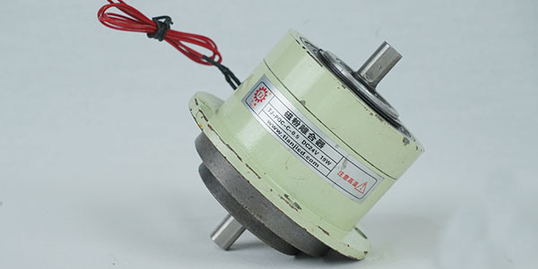 磁粉离合器在切纸生产线有什么优势