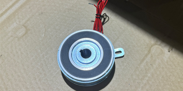 物流分拣线安装断电刹车器为何重要？