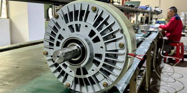 如何选择高质量的印刷同收卷磁粉离合器定制厂家？